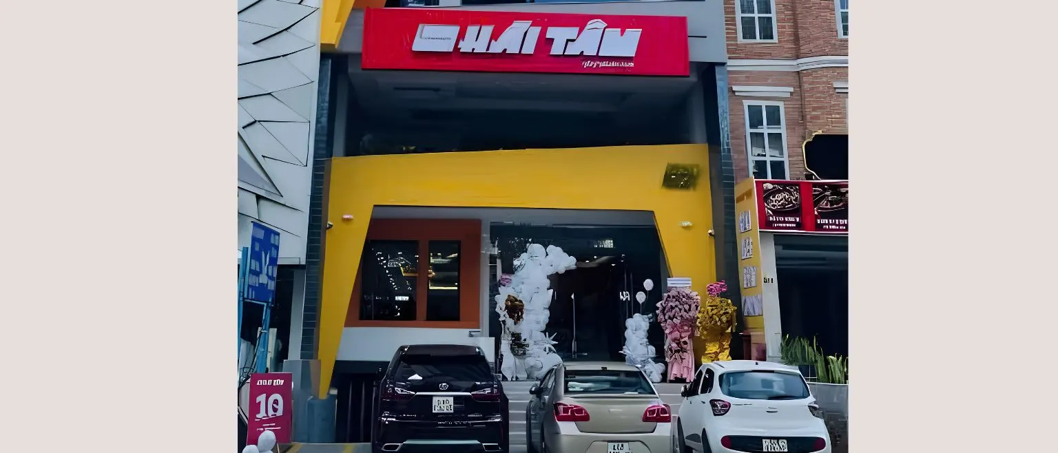 Showroom Giày Hải Tâm – địa chỉ mua giày uy tín tại Đà Lạt với bảng giá giày Hải Tâm mới nhất luôn được cập nhật.